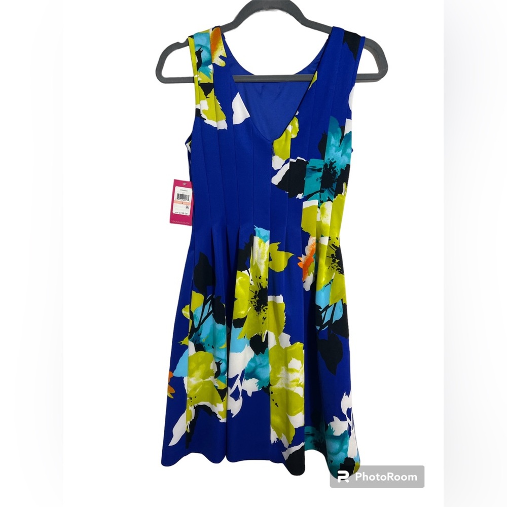NWT-VINCE CAMUTO Blue Floral Dress, Size 2